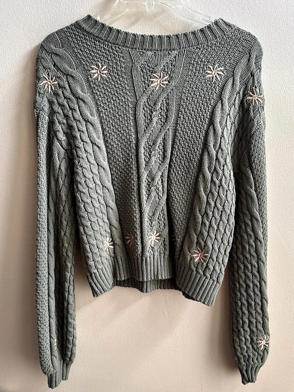 Forever 21 Green Floral Embroidered Cable-Knit Pullover Sweater Small